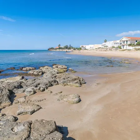 Numa- Am - By Interhome *