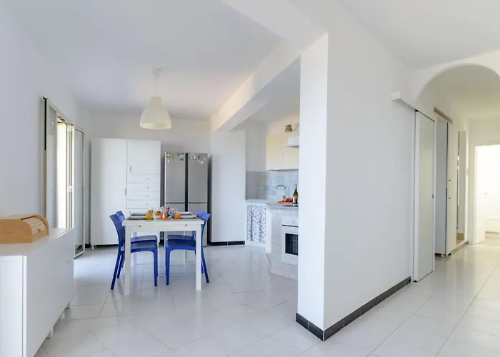 Numa- Am - By Interhome